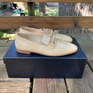 NIB CHANEL beige leather pearl chain loafers